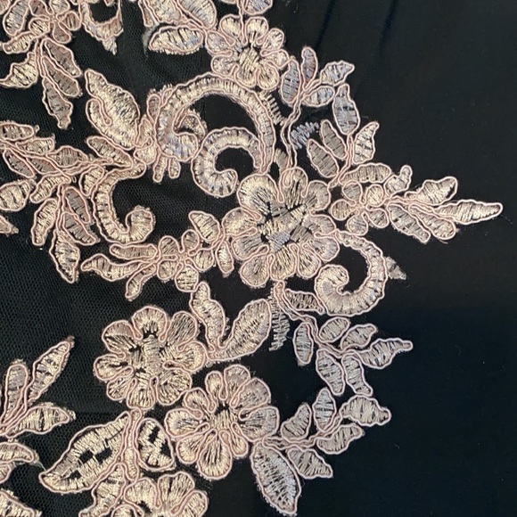 Black Dress - Picture 2 of 6